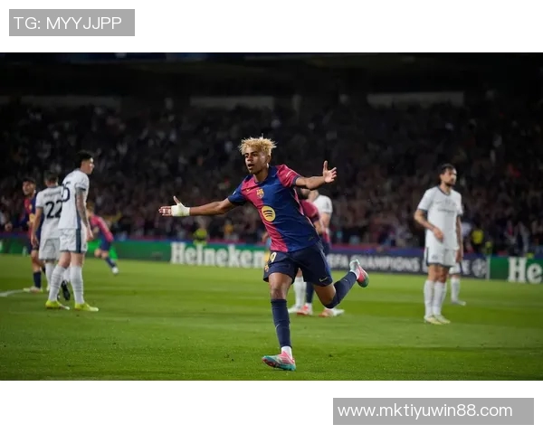 巴萨三叉戟分析:亚马尔稳居首发中锋与左翼位置竞争白热化